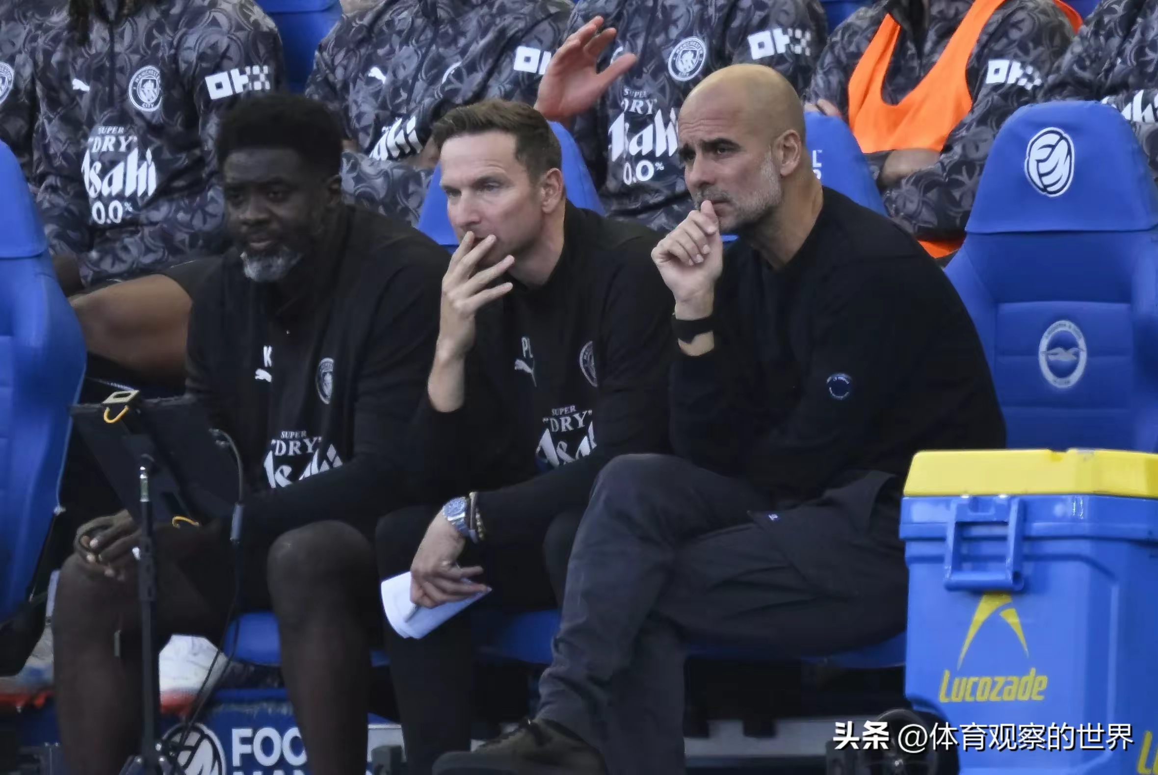 英雄联盟即时比分关于费耶诺德围绕国王杯篮板制胜比利亚雷亚尔围绕欧联防线松动，现场解说直呼：曼联围绕欧联回应争议的信息