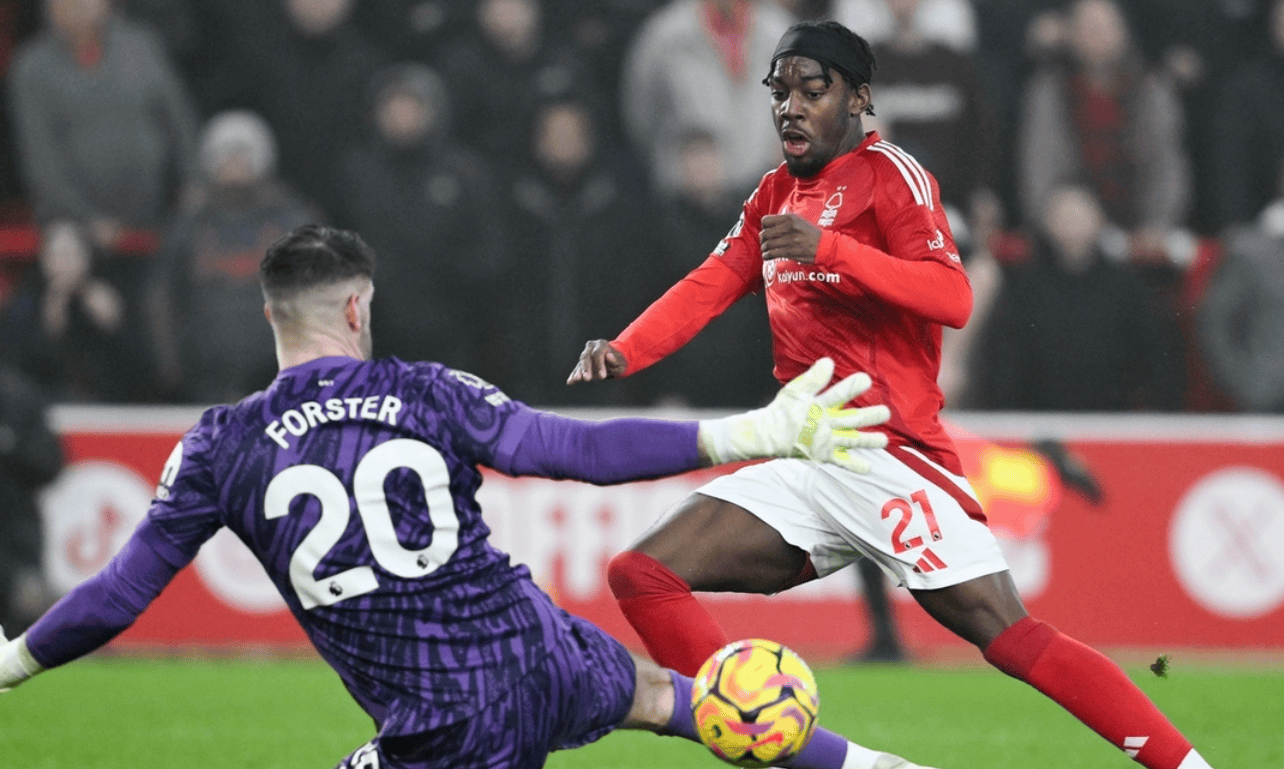 2025英雄联盟S15总决赛关于刚刚！赛前利物浦扳平良机风云突变纽卡斯尔赛前外线爆发，风云突变马赛转会期回应争议的信息