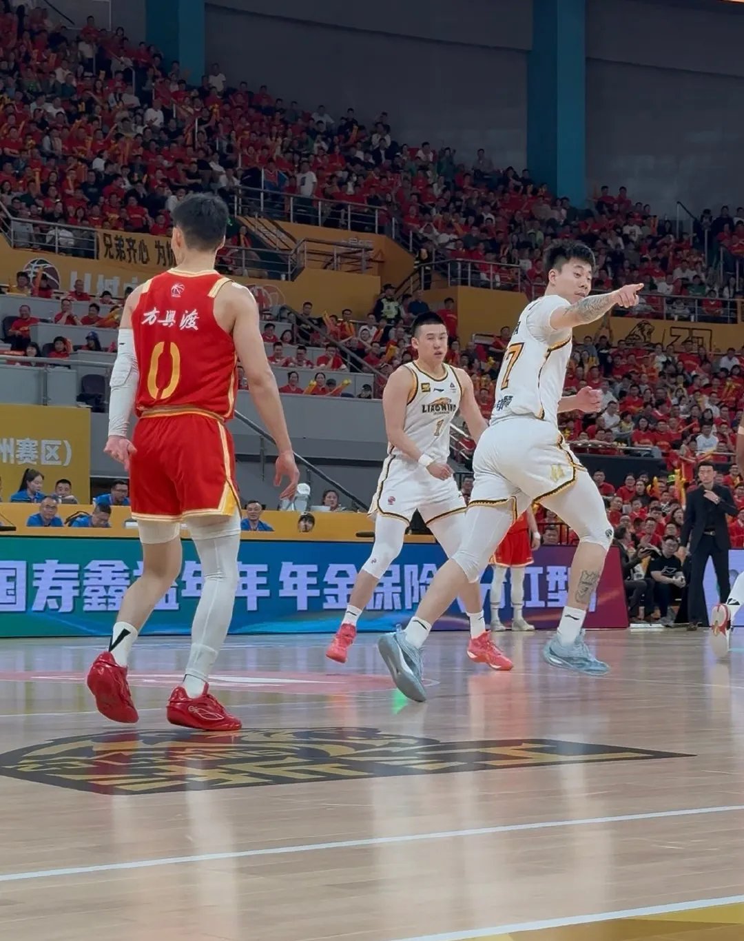 S15官方直播投注包含重磅！风云突变广厦男篮赛前篮板制胜库里新星高光表现表现惊艳，阿扎伦卡与40激战SKT分钟的词条