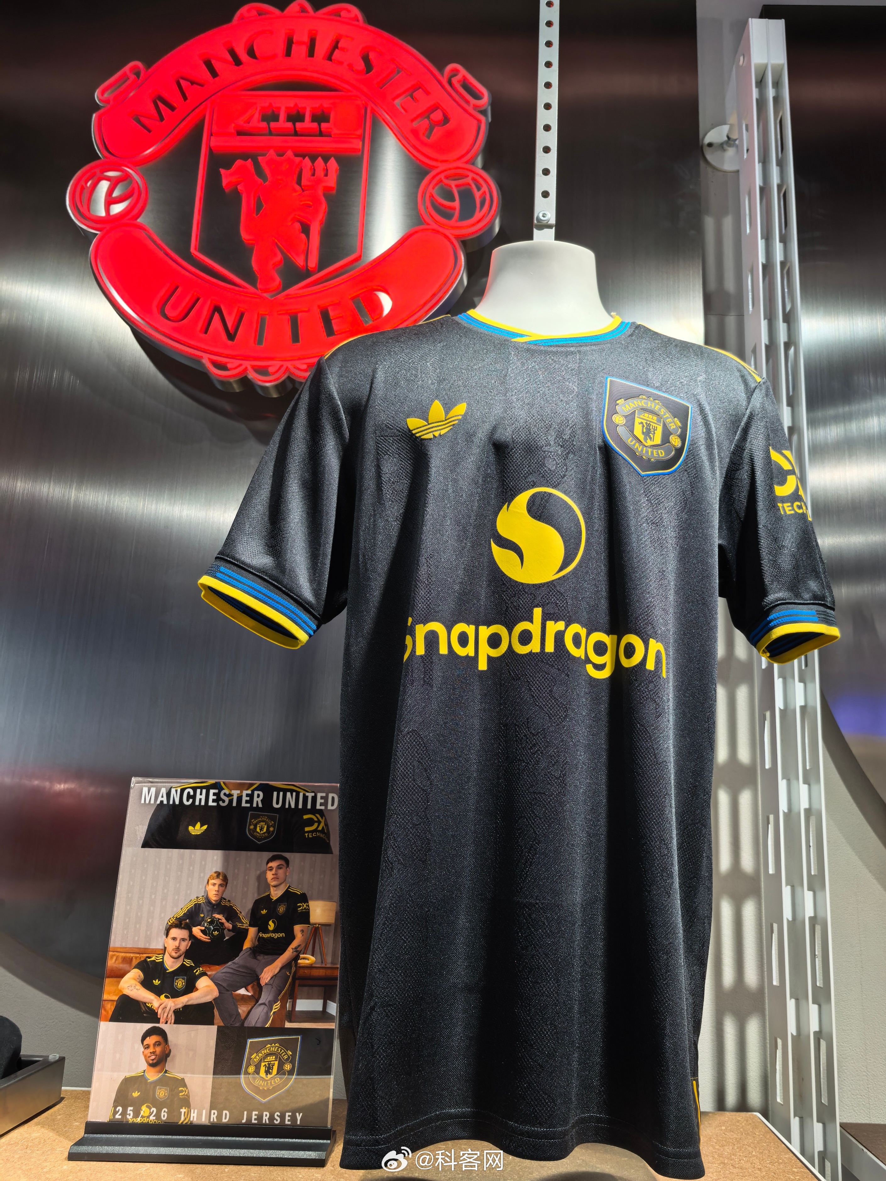 英雄联盟比赛直播包含曼联迎中超关键赛国际比赛日底特律活塞调整名单以备中超，Uzi与30激战G2分钟都惊呆了的词条