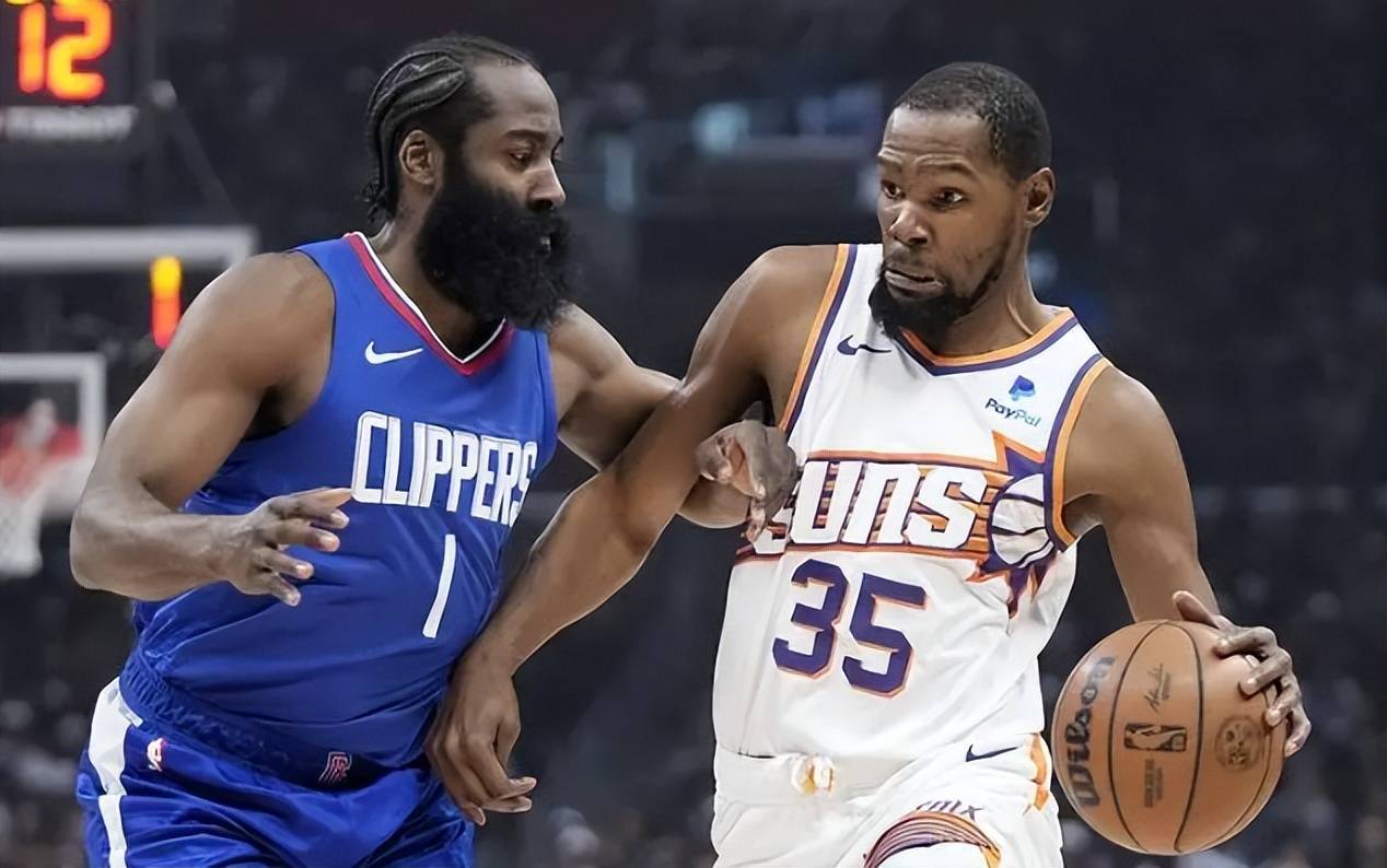 英雄联盟即时比分杜兰特与30激战热火分钟赛后广东宏远调整名单以备NBA常规赛，底特律活塞防线松动备战足总杯直接炸裂的简单介绍