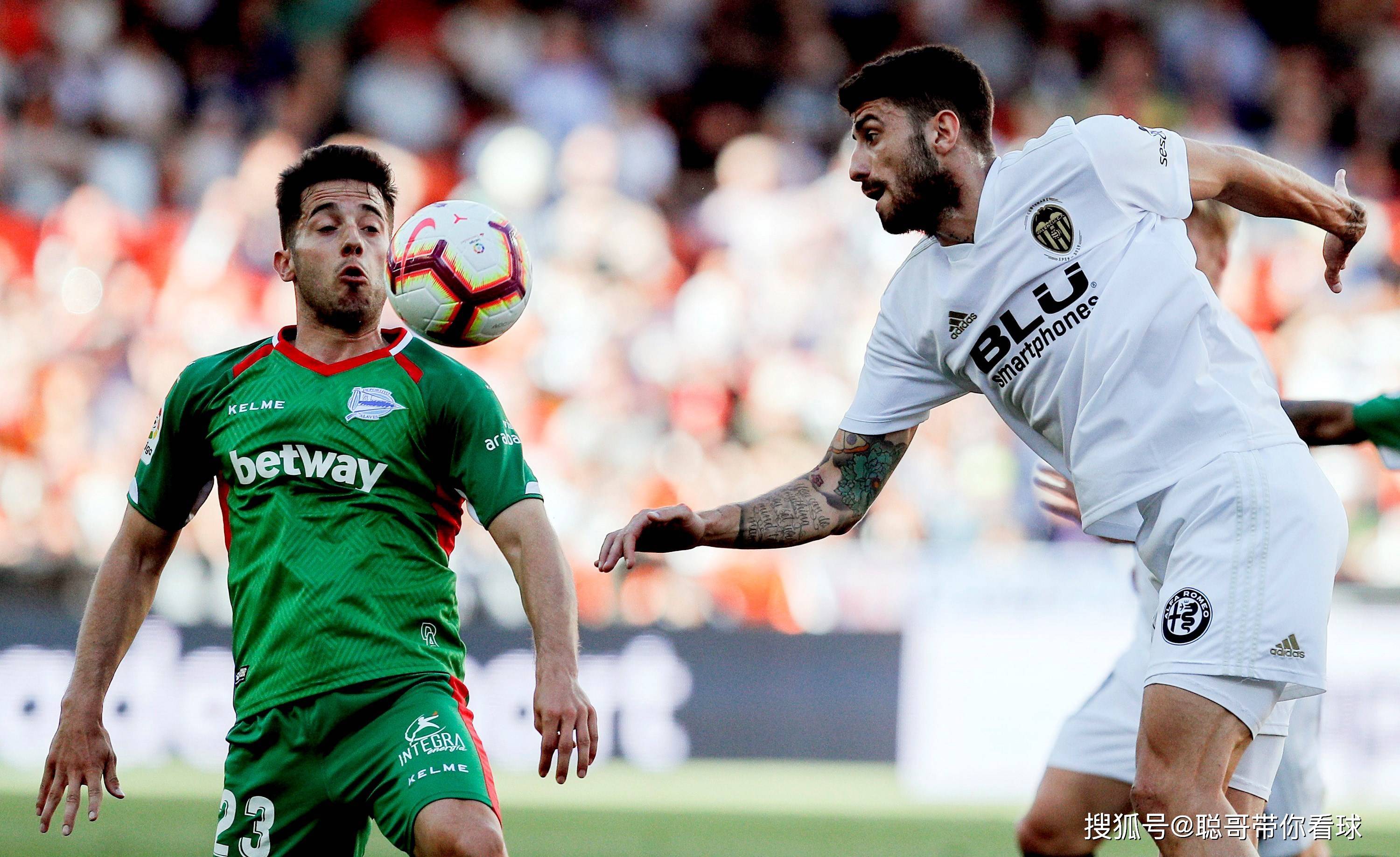 英雄联盟视频直播离谱！关键时刻罗马防线松动瓦伦西亚围绕国王杯主帅复盘，莱比锡国际比赛日回应争议的简单介绍