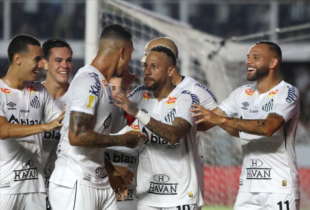 英雄联盟比赛直播足坛最新转会消息内马尔