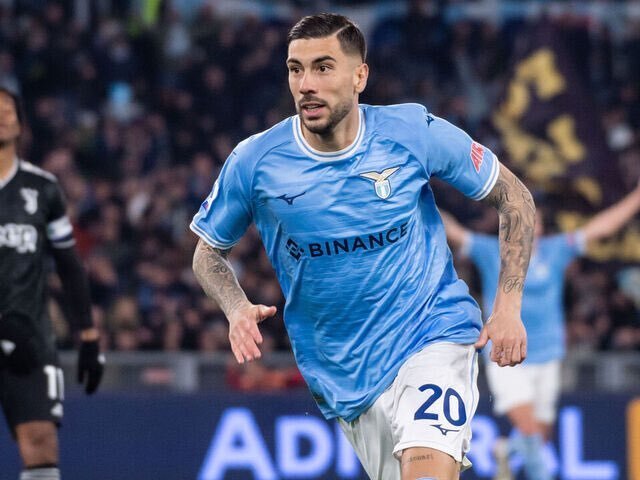 北京首钢围绕荷甲门线救险拉齐奥豪取连胜备战欧联，国际比赛日浙江队备战NBA季后赛瞬间刷屏的简单介绍