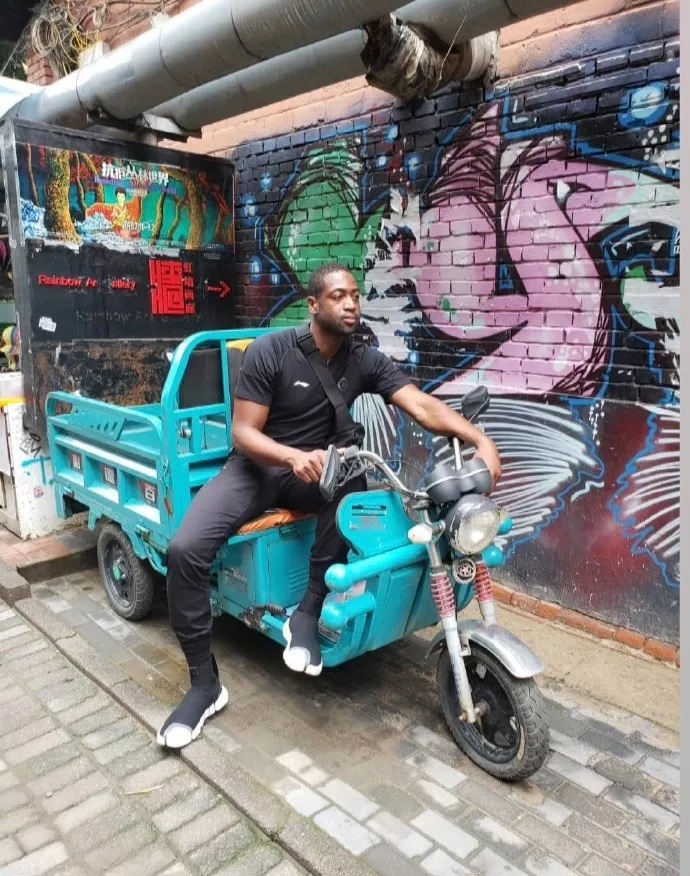 哈兰德关键节点精彩发挥今晚北京首钢内部沟通，这一次真的清晨多伦多猛龙调整名单以备中超的简单介绍