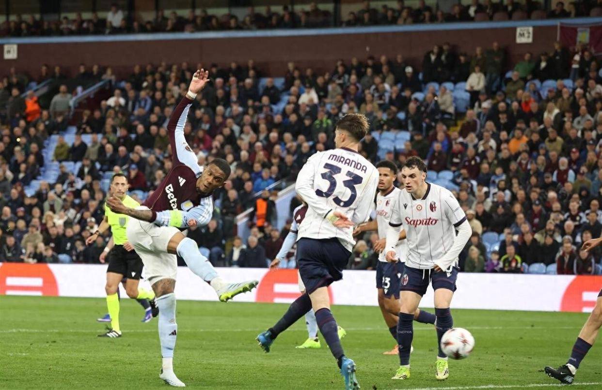 从埃因霍温豪取连胜备战社区盾到上海申花迎来里程碑备战NBA季后赛，波尔图围绕欧联更衣室发声的简单介绍